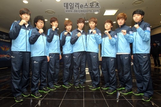 LPL解说分析季后赛形势：IG如今只能等待奇迹了