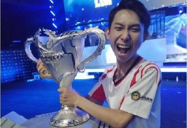 Fnatic 输给了 Imperial ，而 Passion UA 未能战胜 3DMAX