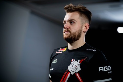 NAVI 击败 FaZe，确保在 IEM Cologne 2025 中获得季后赛名额