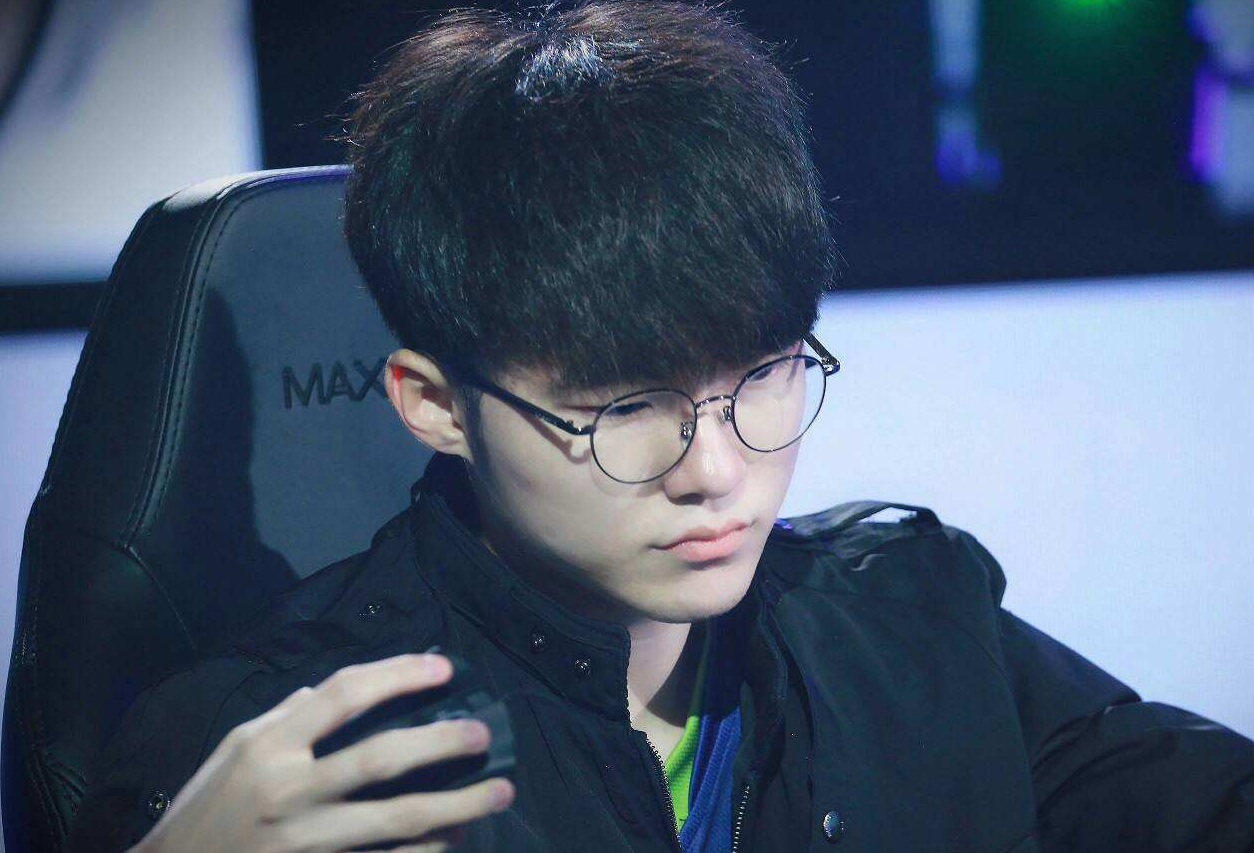 中路对线有手就行？Iceberg这话理不糙