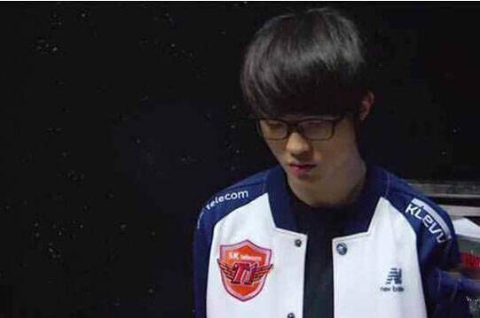 FURIA Esports 将 Falcons 从 IEM Cologne 2025 淘汰，准备与 G2 争夺季后赛名额