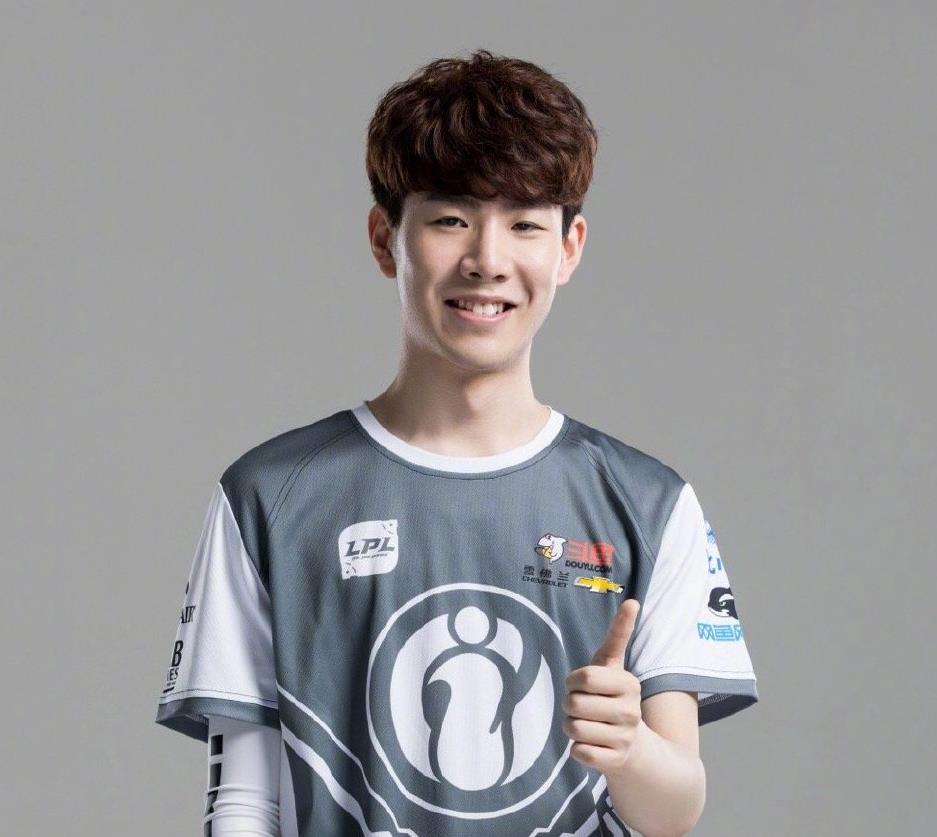 Rookie：新人Cyku打的挺好的 压力点满了